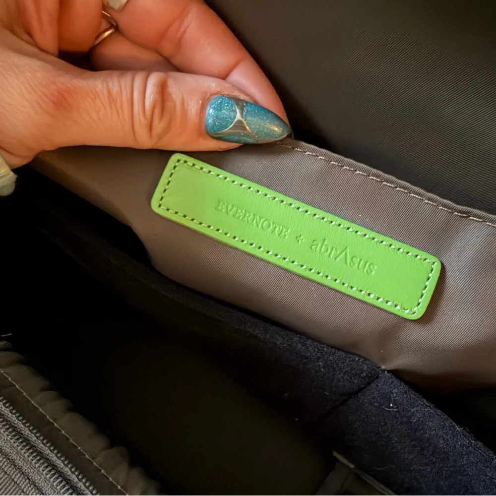 Evernote & abrasus triangle commuter bag unisex